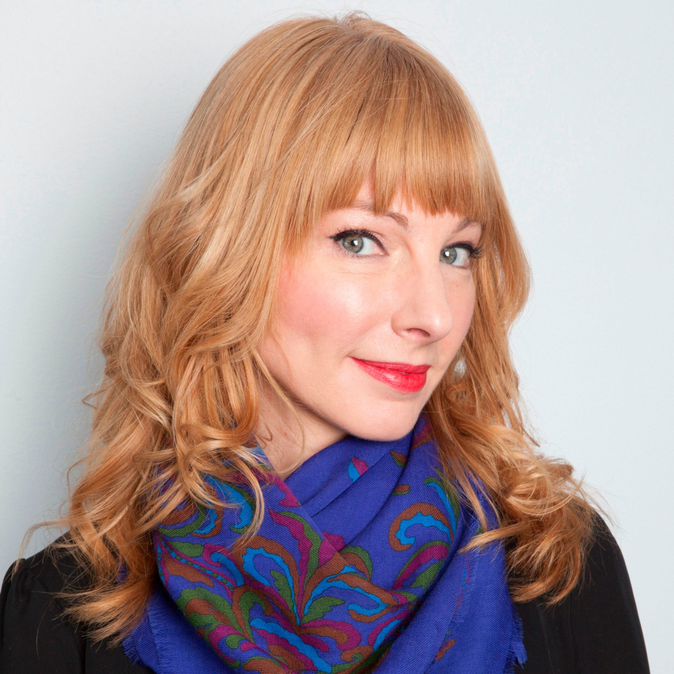 SPOTLIGHT: CELEBRATING THE HISTORY OF HOLIDAY SCENT NOTES